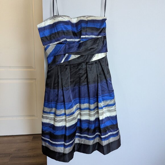 Max and Cleo dress - Picture 4 of 9